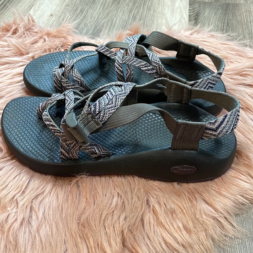 Chaco ZCloud Gray and Pink Straps Sandals Size 8 - Picture 4 of 10